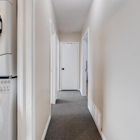 Eglinton West Guest Suite Toronto Exterior photo