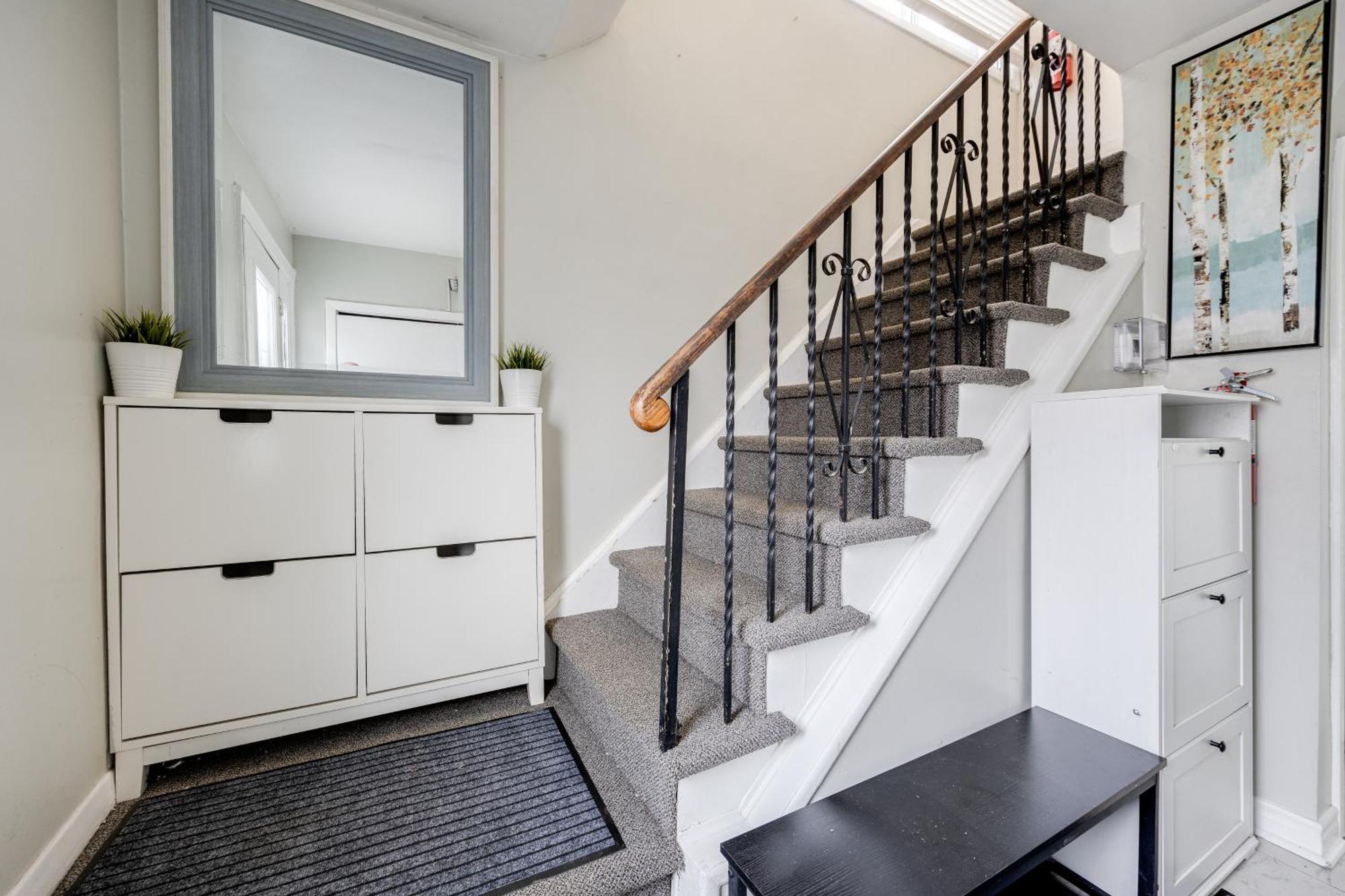 Eglinton West Guest Suite Toronto Exterior photo